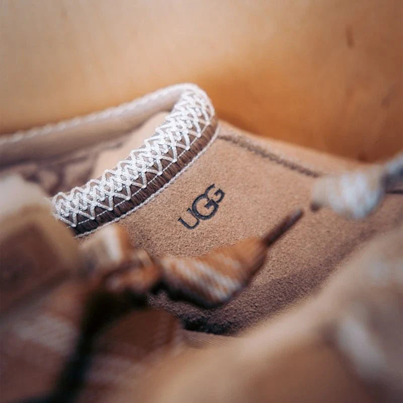 UGG