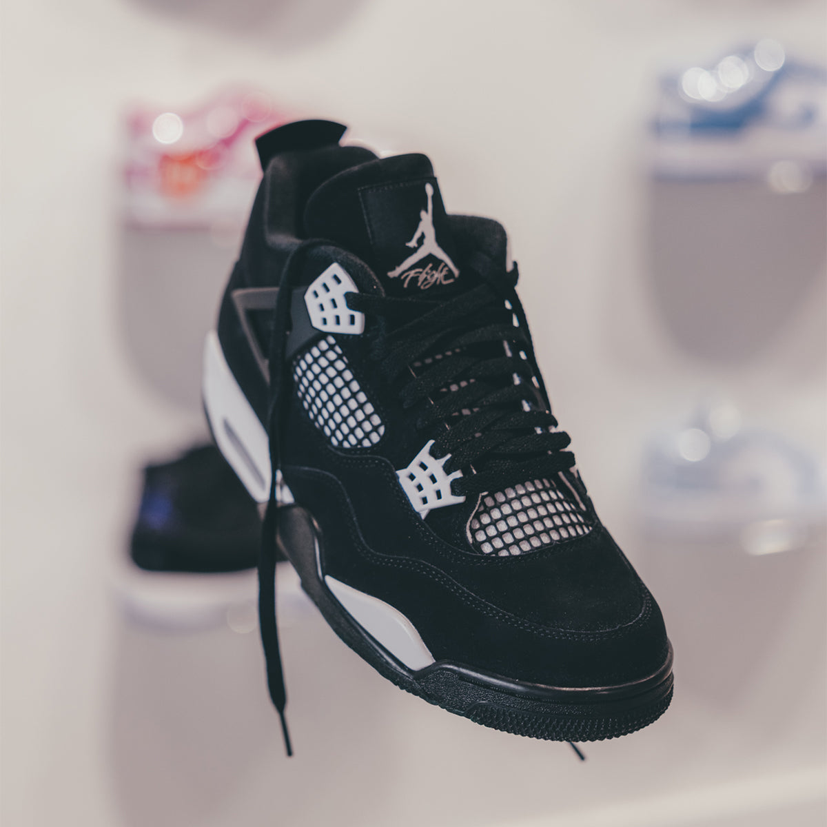 Air Jordan 4