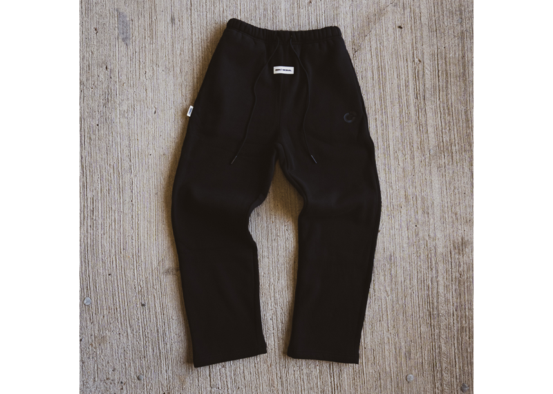 ZERO SIGNAL SWEATPANTS BLACK