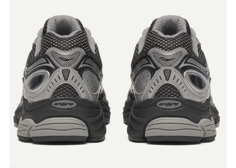 SAUCONY PROGRID OMNI 9 BLACK SILVER
